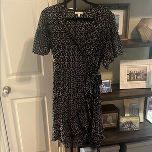 MAX STUDIO Black Patterned Wrap Dress